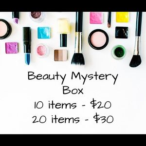 Mystery box 60-65 items